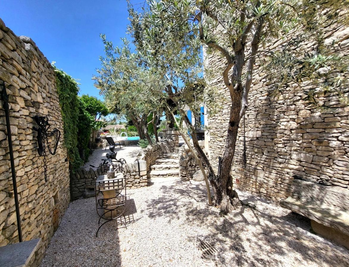 "La Massette Du Cheval Blanc" Villa De Caractere En Pierre LʼIsle-sur-la-Sorgue Buitenkant foto