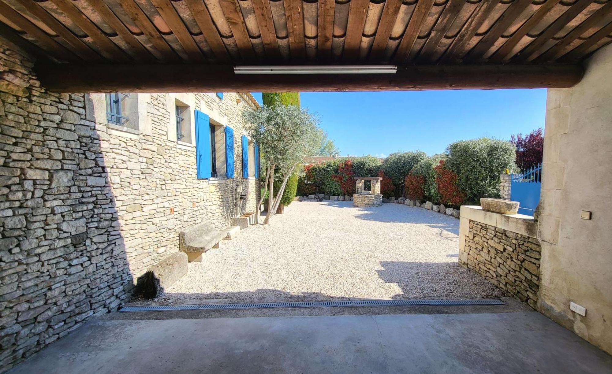 "La Massette Du Cheval Blanc" Villa De Caractere En Pierre LʼIsle-sur-la-Sorgue Buitenkant foto